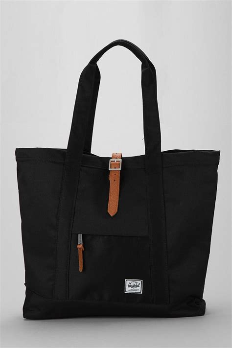 herschel tote women.